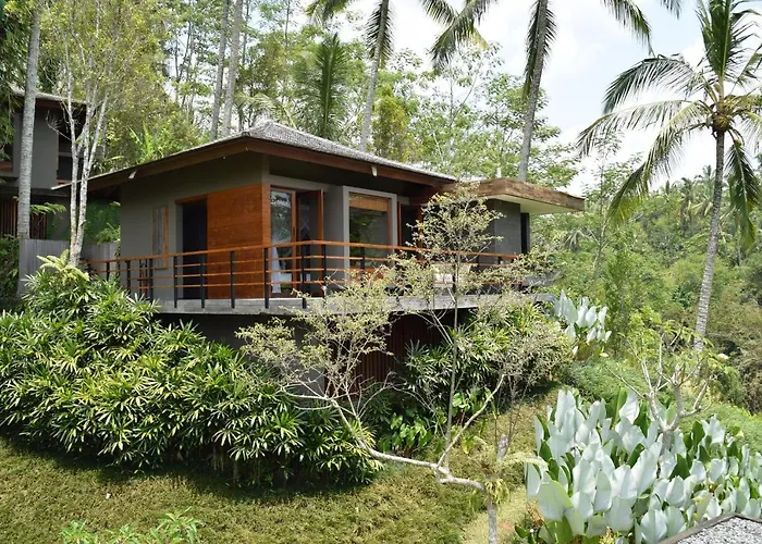 Villa Bali River Retreat *