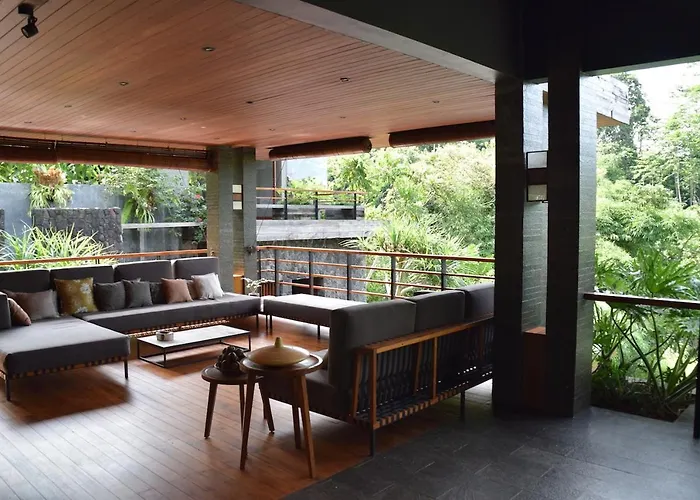 Villa Bali River Retreat Perean